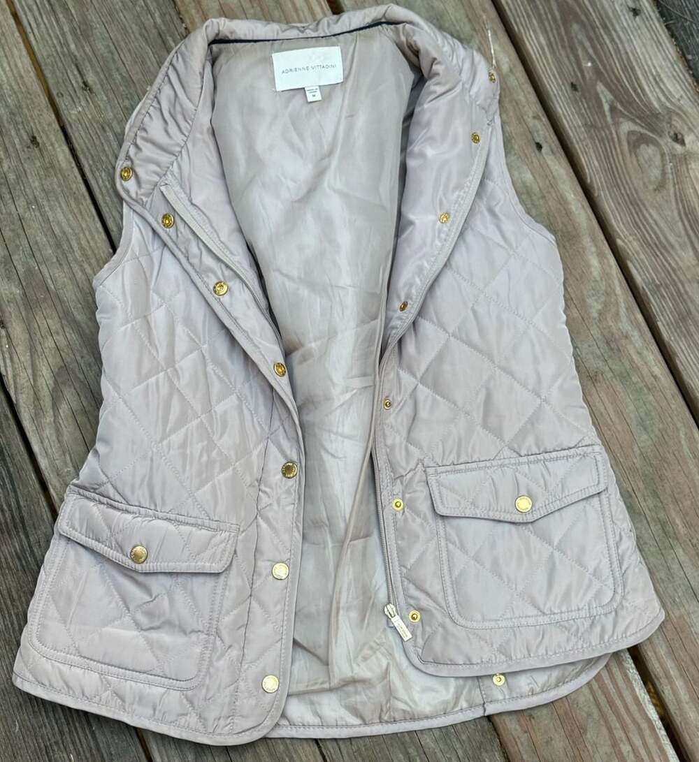 Adrienne Vittadini Quilted Vest Size M Taupe